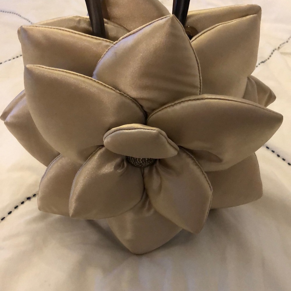 Mod Fun Handbag - Picture 3 of 6